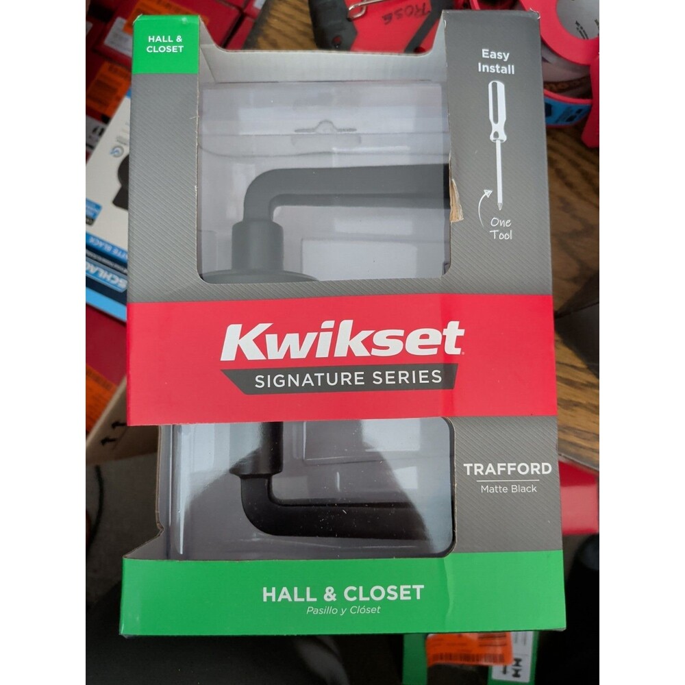 Kwickset Signature Series Trafford Hall And Closet Matte Black